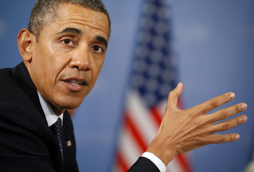 U.S. President Barack Obama speaks during his meeting with French President Francois Hollande at the G20 Summit in St. Petersburg September 6, 2013. REUTERS/Kevin Lamarque  (RUSSIA - Tags: BUSINESS POLITICS) - RTX139MJ