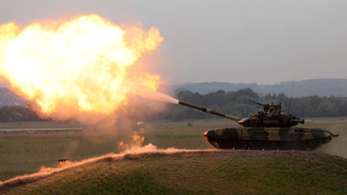T_90_tank_biathalon_Wide