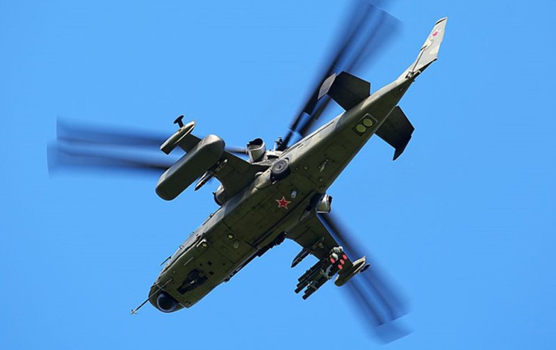 This angle clearly illustrates the compact design of the Ka-52. Main rotor diameter is only 14.5 meters