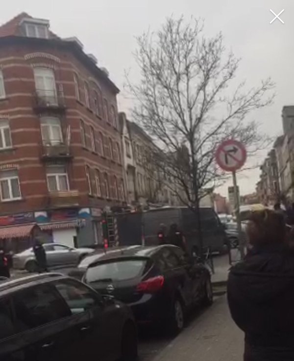 The operation in Molenbeek by @Contact News