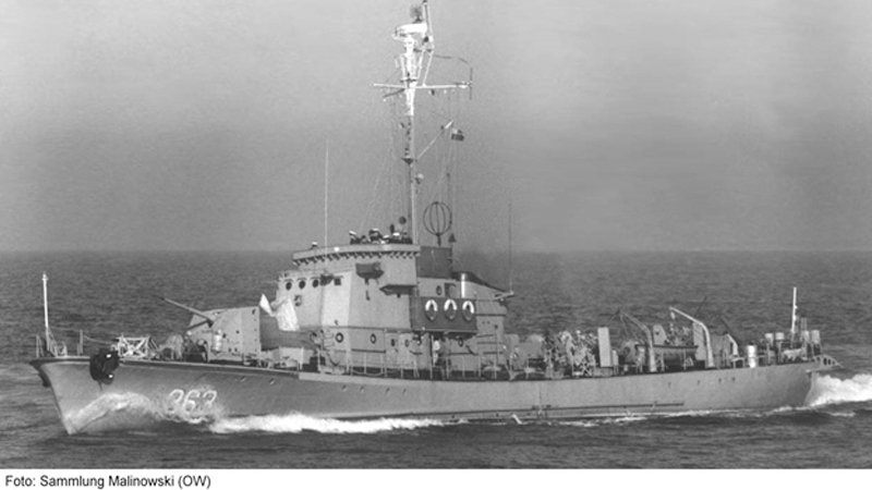 Kronstadt Class submarine chaser. These vessels were only of approximately 300 tons displacement