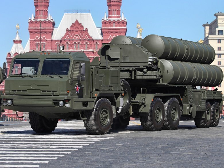 2013_Moscow_Victory_Day_Parade_(38)