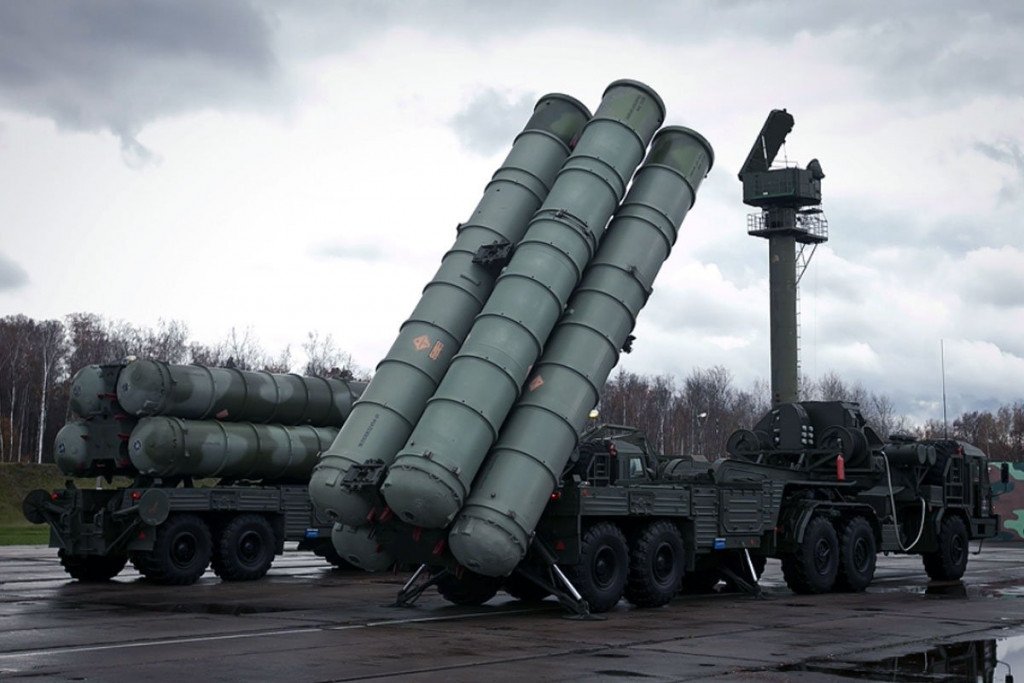 russian-s300-s-300-missile-SAM-anti-aircraft-2