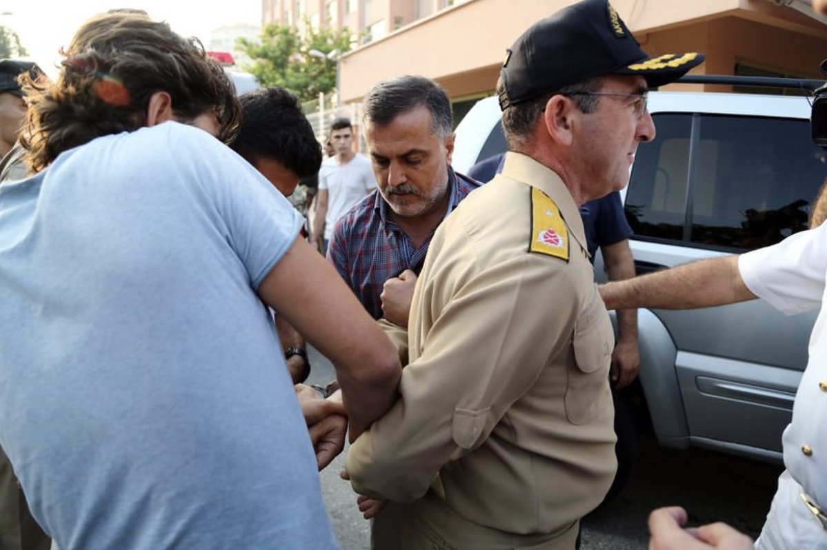 Rear admiral in Mersin being arrested by police