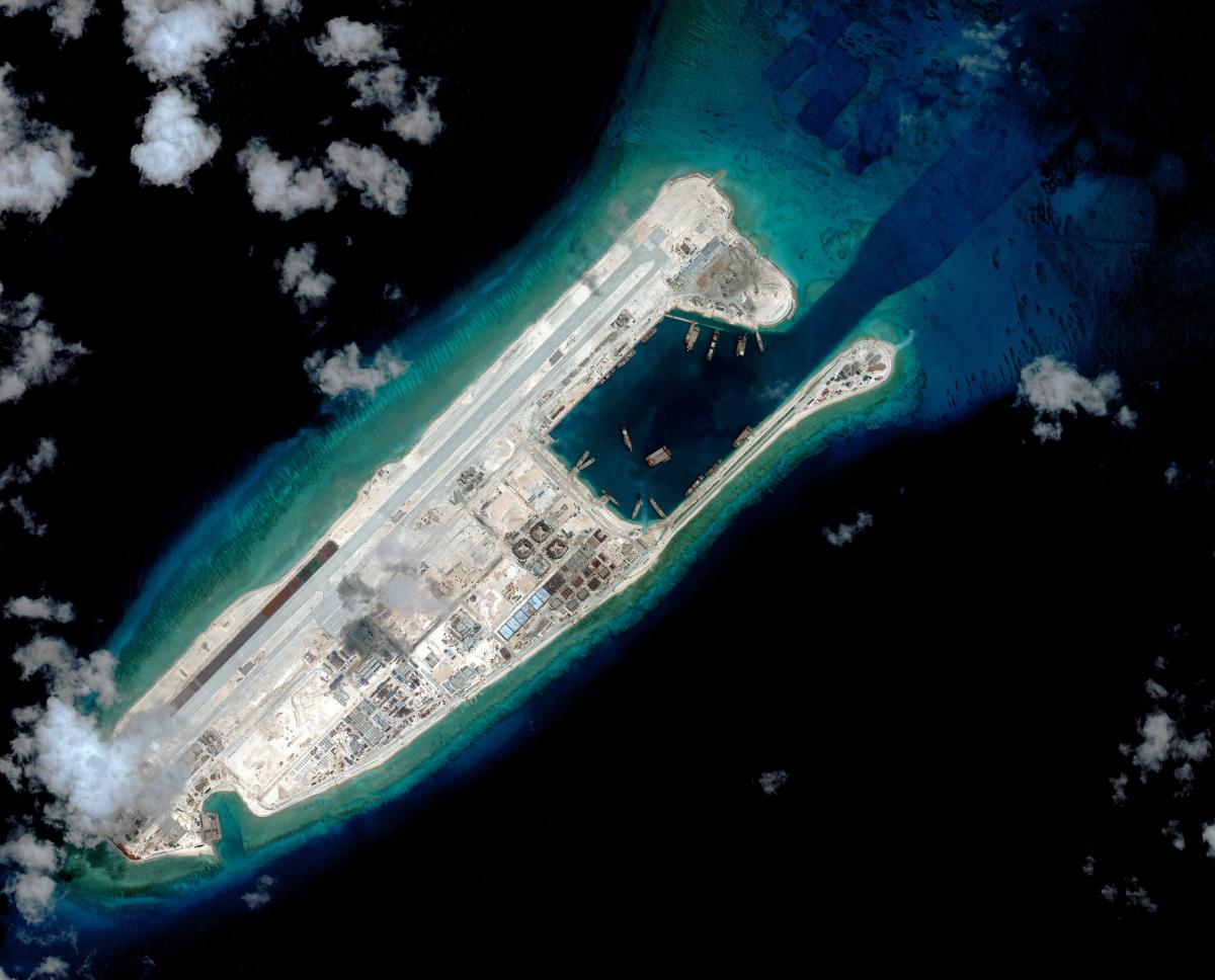 Fiery Cross Reef on September 3, 2015