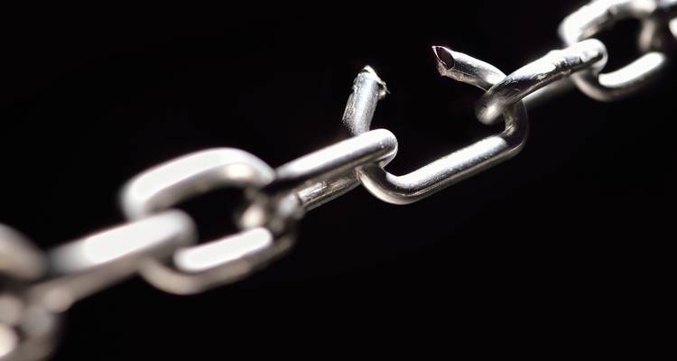 break-chain-freedom-crop-c0-5__0-5-750x400-70