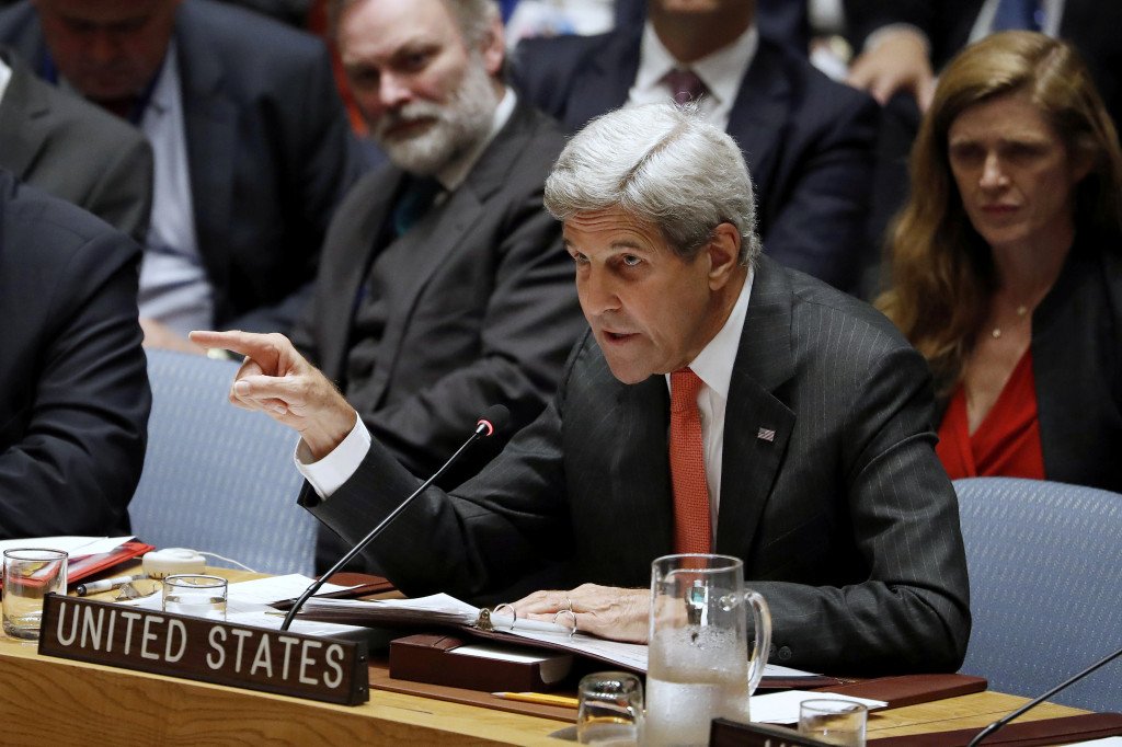 U.S. Secretary of State John Kerry addresses Russian actions in Syria during a meeting of the United Nations Security Council to address the situation in the Middle East during the General Assembly for the 71st session of the U.N. General Assembly at U.N. headquarters in New York, U.S., September 21, 2016. REUTERS/Lucas Jackson  - RTSOSF1