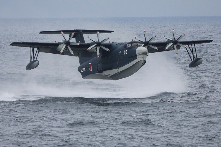 The AG600 bears a striking resemblance to the US-2 seaplane operated by the JMSDF.