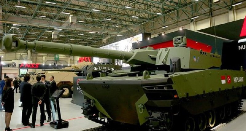 KAPLAN MT Modern Medium Weight Tank developed by FNSS and Indonesian company PT Pindad is showcased during the 13th International Defense Industry Fair (IDEF'17) in Istanbul, Turkey on May 09, 2017. (AA Photo)