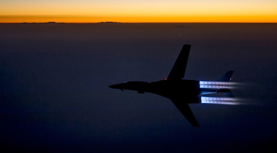 A U.S. Air Force B-1B Lancer supersonic bomber © Reuters 